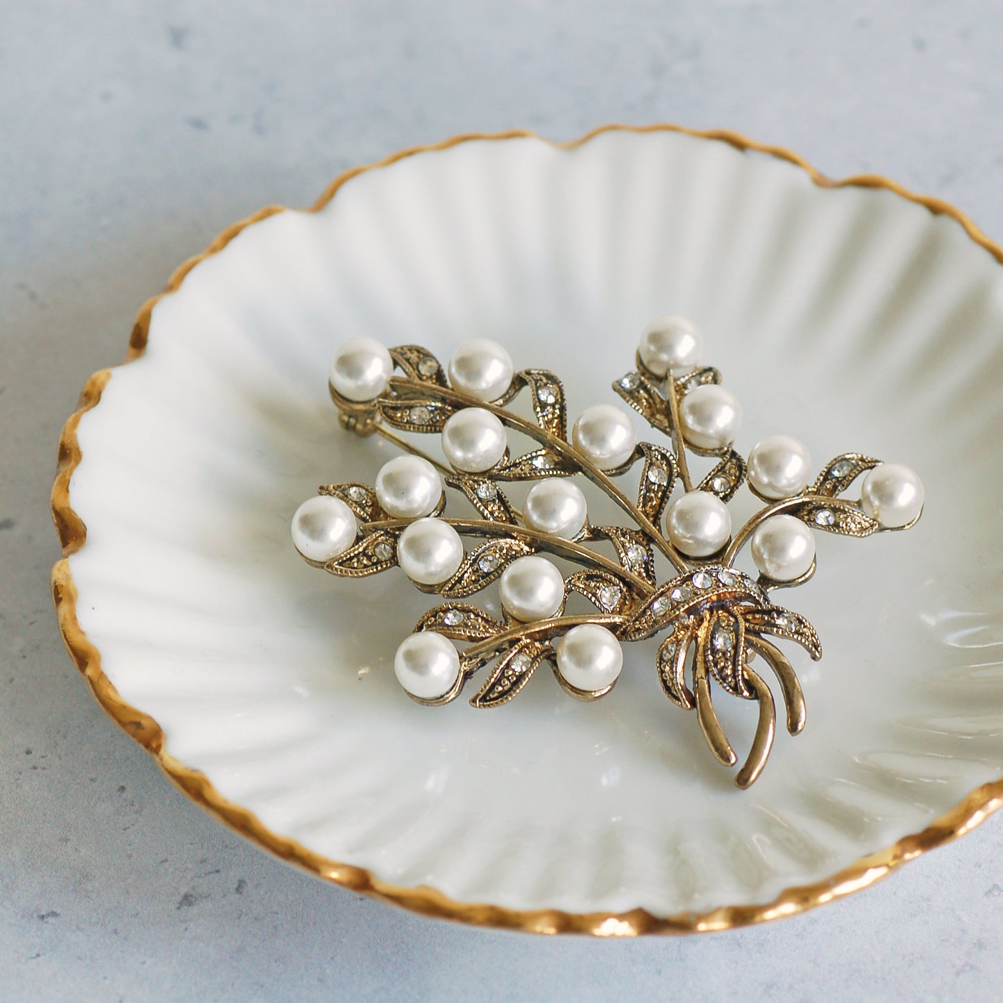 Gold Vintage Style Bouquet Brooch