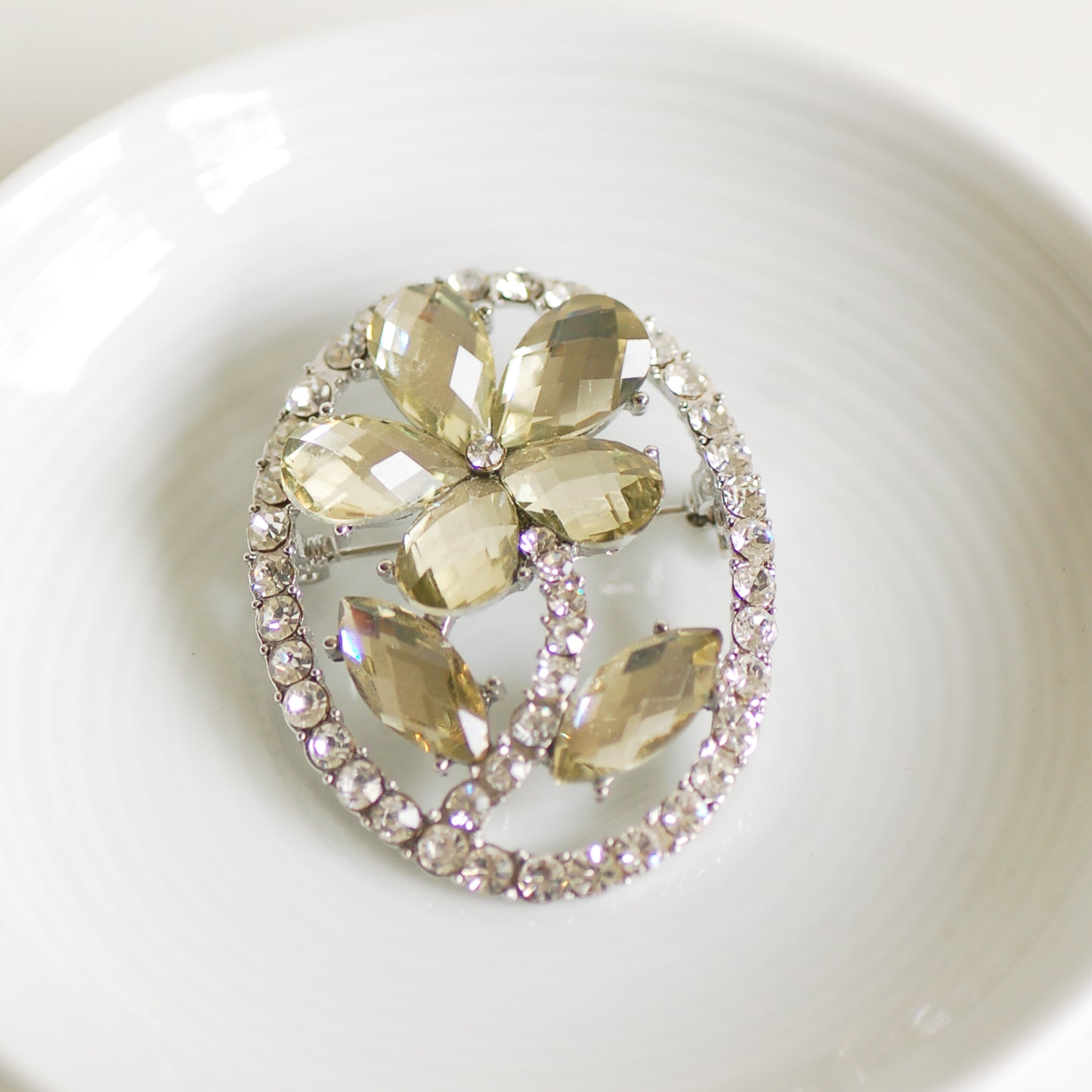 Vintage Style Flower Brooch