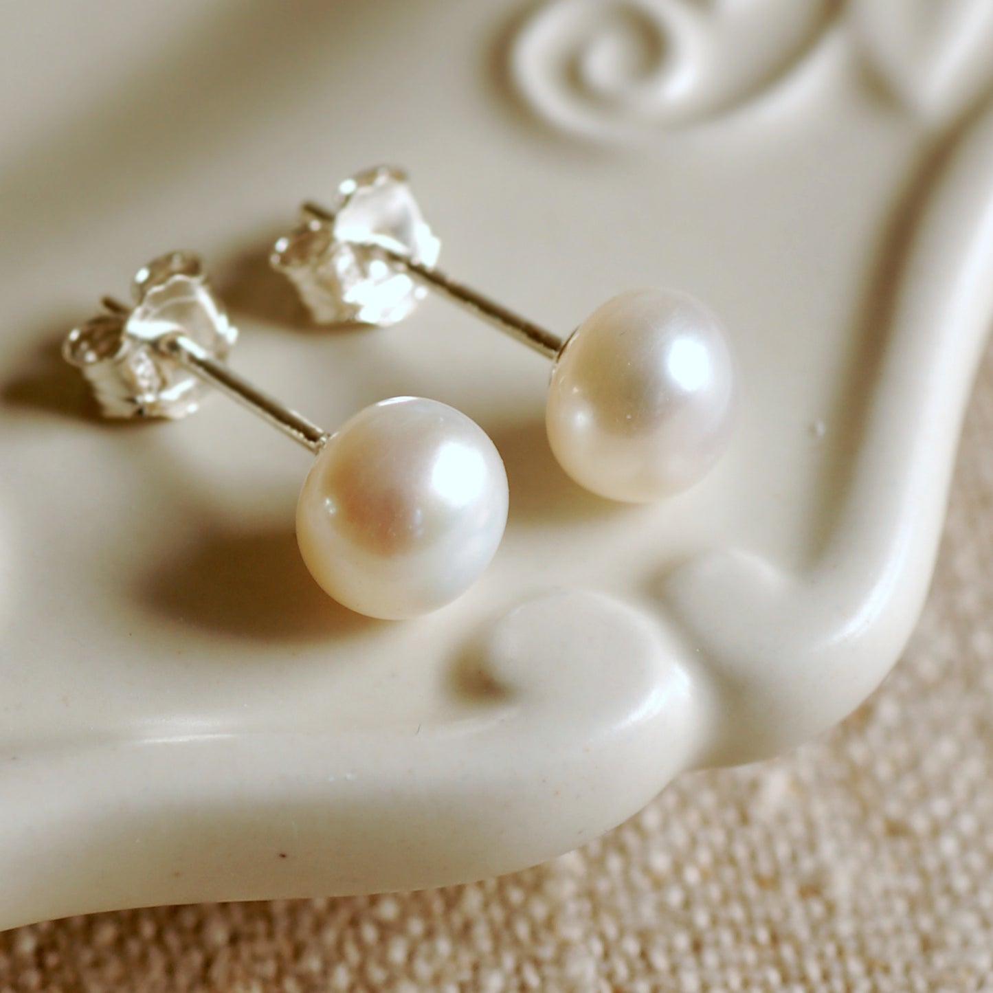 Vintage Style Pearl Necklace