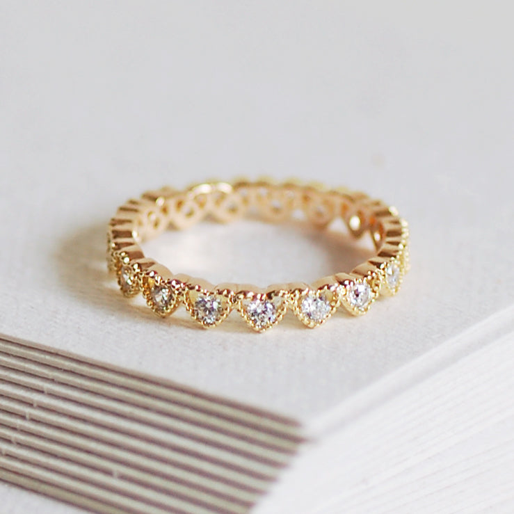 Dainty Gold Hearts Ring