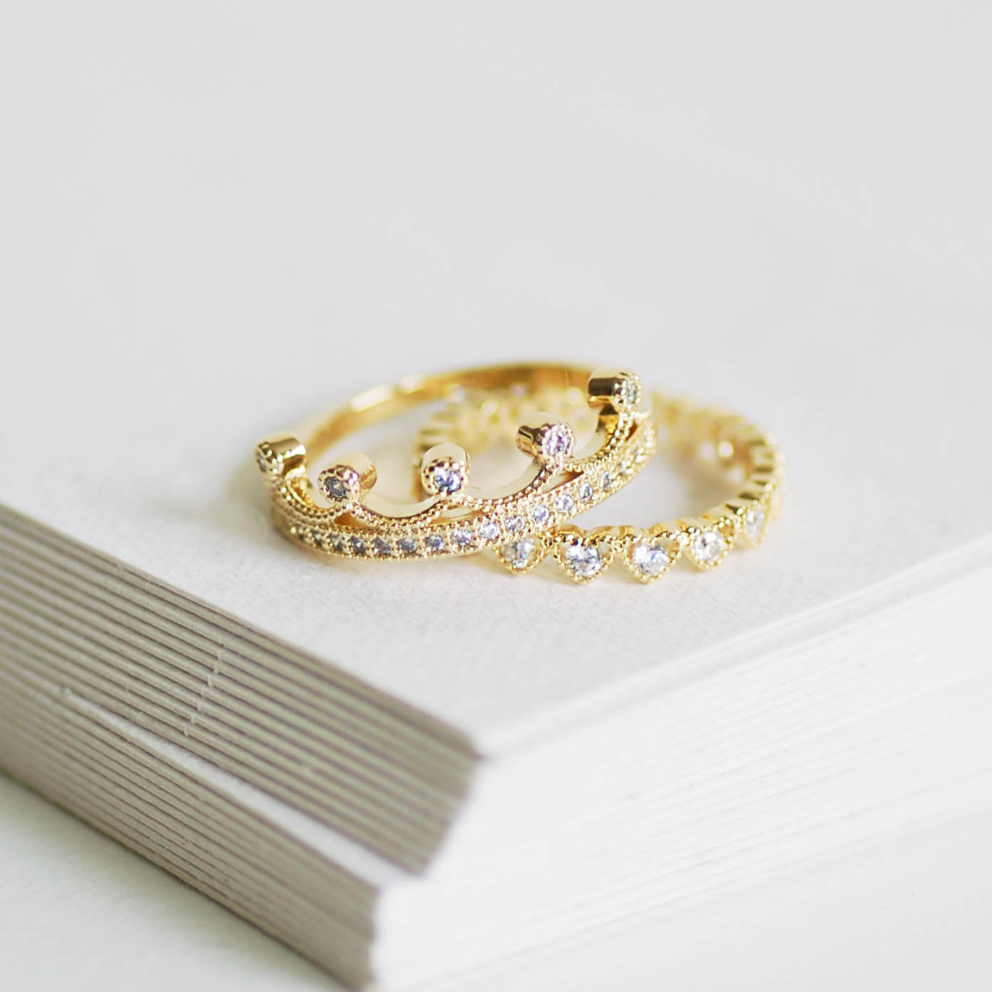 Dainty Gold Hearts Ring