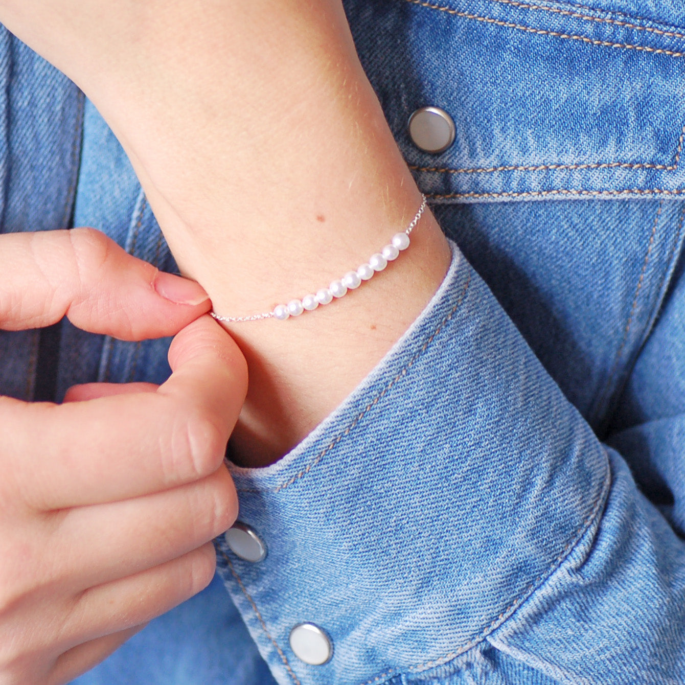 Delicate Pearl Cluster Bracelet